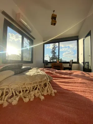 Stylish Retreat in Nicosia's Heart - 2 ดาว