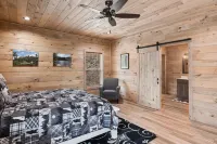 Stepping Stone 4 Bedroom Cabin by Redawning