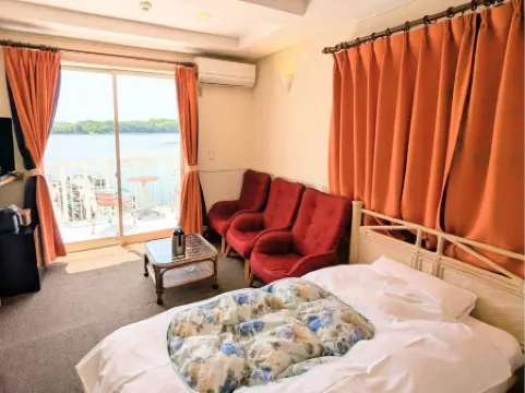 Petit Hotel Kashikojima Harbor