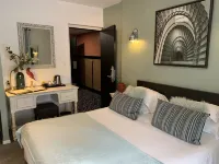 Be Cottage Hotel فنادق في Camiers