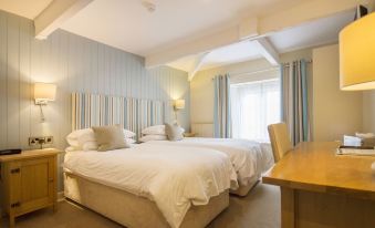 The Old Custom House