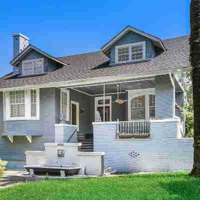 Comfortable Rooms Near All Nola Hot Spots Hotel Exterior