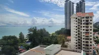 Leisure Cove Hotel and Apartments - Mountain view