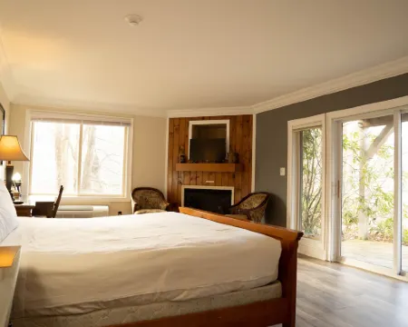 Inn at Crestwood Hotels in Watauga