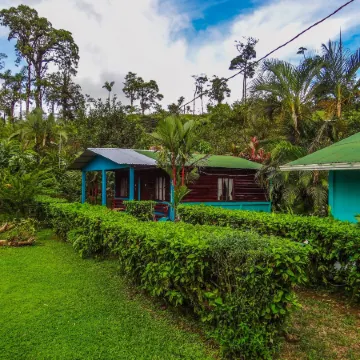 Posada Río Celeste la Amistad