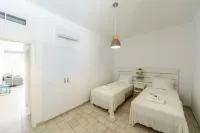 Protaras H2O Seafront Suite