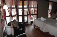 蝴蝶亞沙漠旅館 Neuras - N/a'an ku se Wine and Wildlife Estate附近的飯店