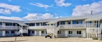 Twilight Country Motel