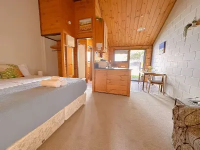 Orewa Motor Lodge Các khách sạn ở Whangaparāoa