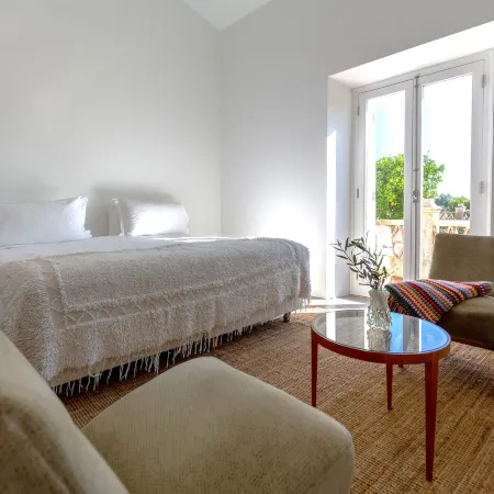 Cenoura-Brava Villas & Suites.