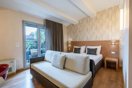 Relais Bellaria Hotel & Congressi Отели рядом с достопримечательностью «Savena Beach Arena»