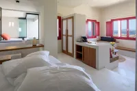 Potnia Theron Suites - Bed and breakfasts