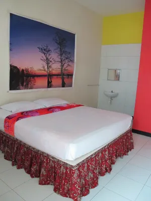 New Ria Hotel Jember Hotel dekat Pasar Tegal Besar