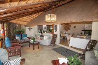 Thornhill Safari Lodge