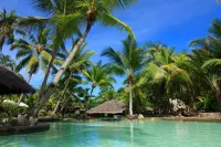 Ravintsara Wellness Hotel - Pools