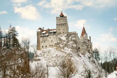 Conacul Törzburg Hotels near Bran Castle