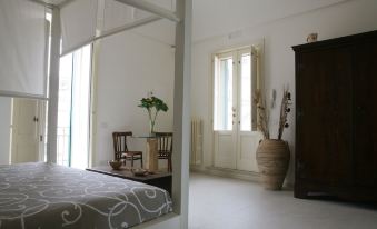 Le Tre VIE Apartment & Room