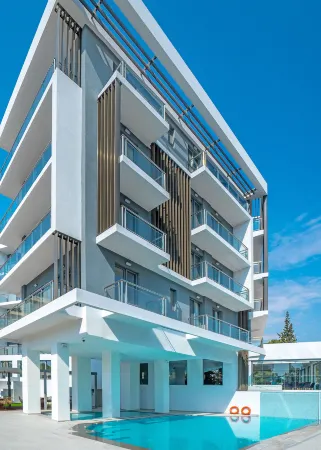 Glyfada Riviera Hotel