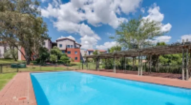 JoziStay @ Jackal Creek Apartments