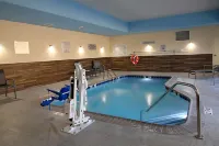 Fairfield Inn & Suites London - Pool