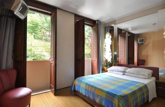 埃斯特雷拉塞拉酒店