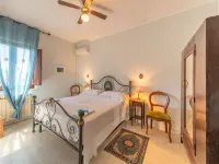 Agriturismo Isola Dei Calanchi - Guest House Hotels in Atri
