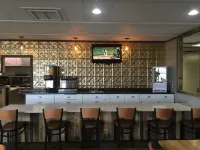 Sunlac Inn Lakota Hotels in 