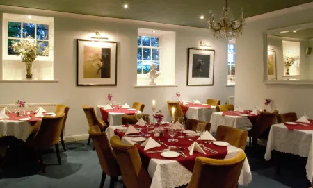 Lowbyer Manor Country House