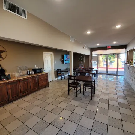 Super 8 by Wyndham Abilene North