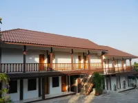 Pattana Resort Hotel a Chak Don