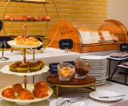 Bizz the Hotel - breakfast