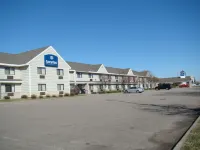 Boarders Inn & Suites by Cobblestone Hotels - Faribault Hotels in Faribault
