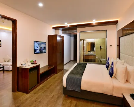 JK Clarks Exotica - Centrally Located with Stunning Valley View Hoteles en Distrito de Chamba