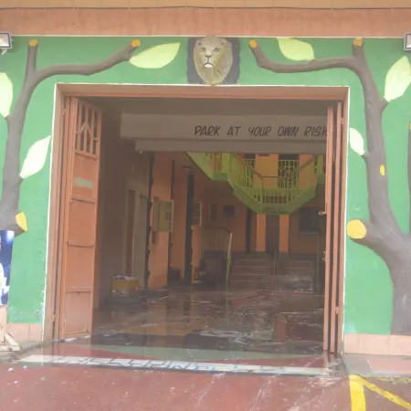 Location Plaza Restaurant