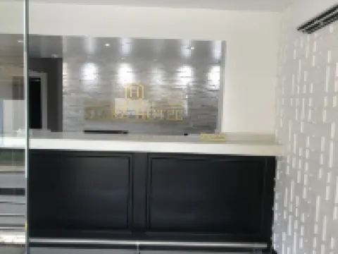Starz Hotel