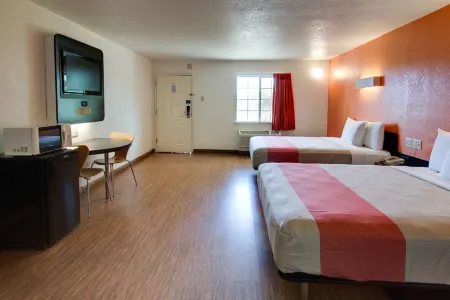 Motel 6 Mount Pleasant, TX Отели в г. Маунт-Плезант