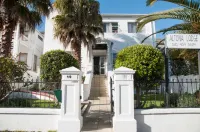 Altona Lodge โรงแรมใน