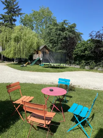 Les Mariniers Chambres d'Hôtes -Guest House - Bain Nordique en Option Отели в г. Куффи