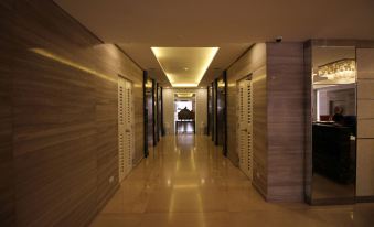 Solemare Parksuites Condominium - Condo R Us