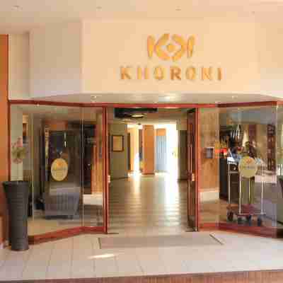 Metcourt at Khoroni Hotel Exterior