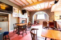 Black Bull Gartmore - بار