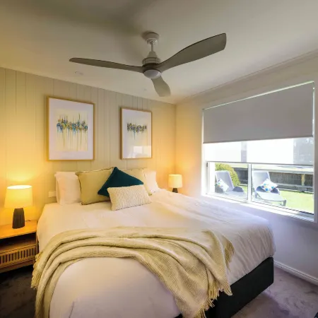 Georges Bay Apartments