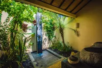 미나발리 벙갈로 뚤람벤 호텔