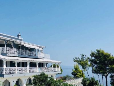 Aelia Sea View Studios