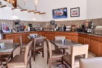 Best Western Kiva Inn - Breakfast