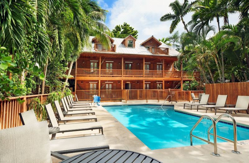 Island City House photo 2