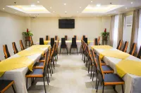 Royal Mansion Hotel Hotels in Tabaco