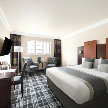 Stirling Highland Hotel- Part of the Cairn Collection