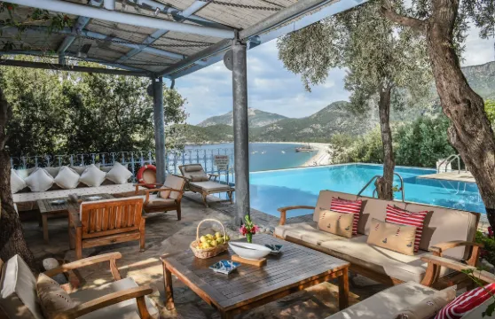 貝雅斯約努斯酒店