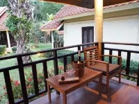 Aquavana Haad Rin Resort Hotels in Koh Phangan